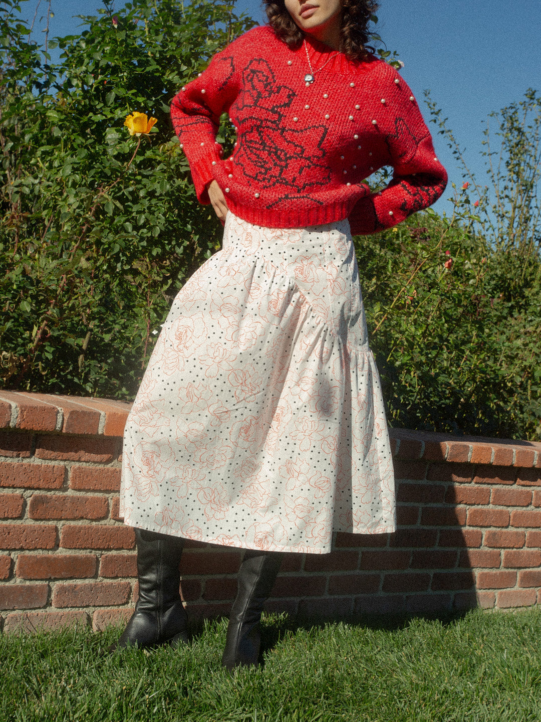 Lisa Says Gah - Maeve Midi Skirt - Rose Dot White -