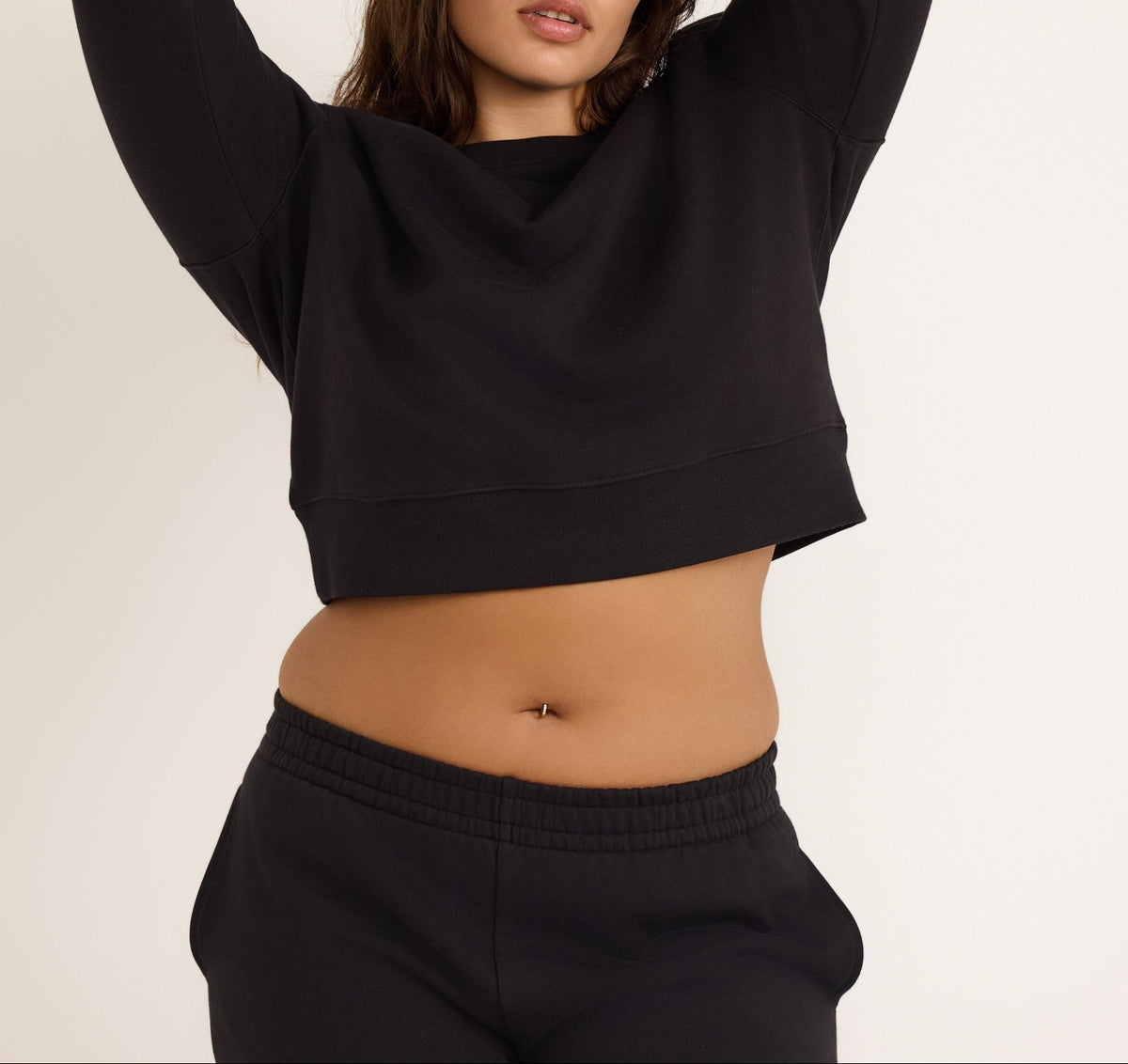 Organic Basics - Weekend Crop Crewneck - Black -