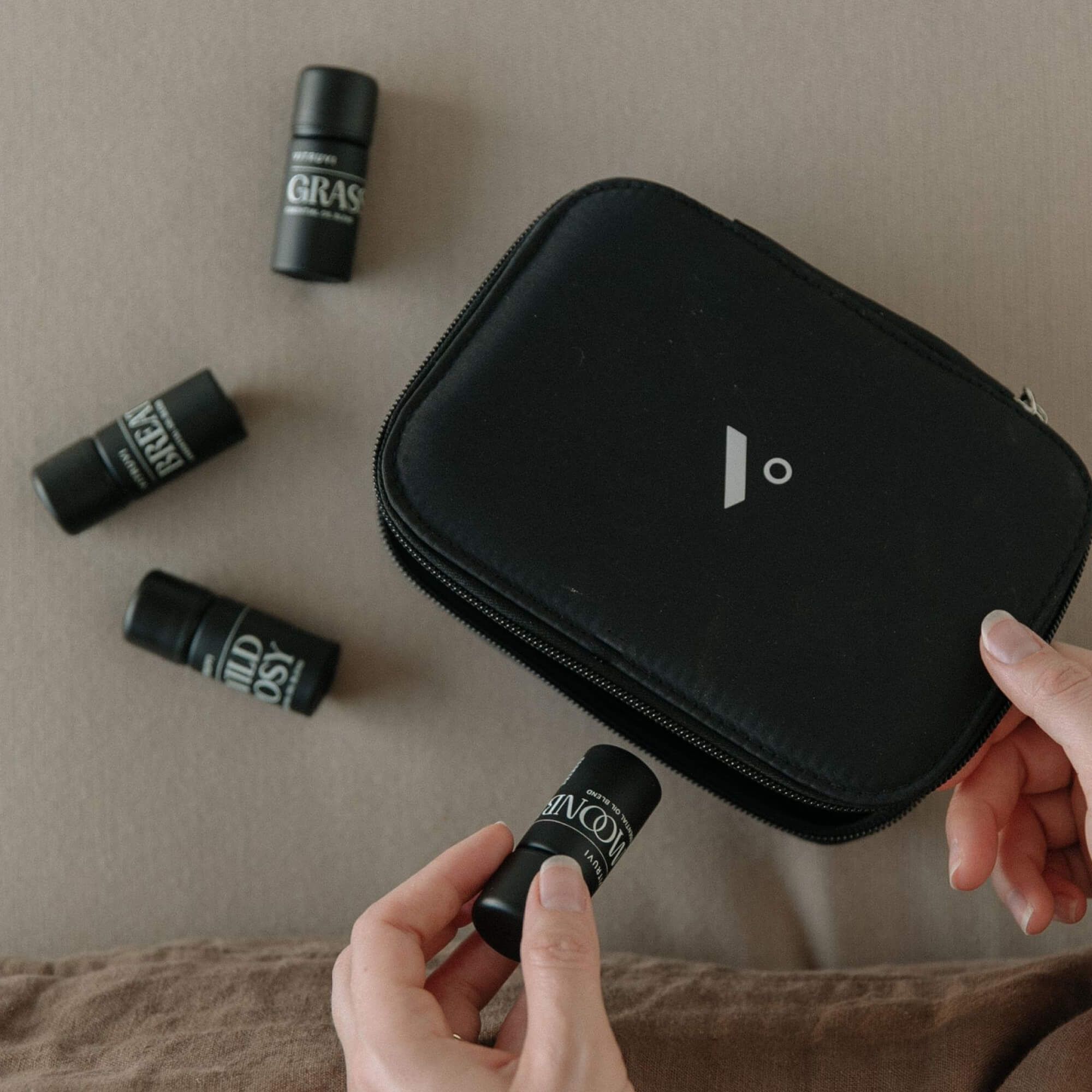 Vitruvi - Mystery Diffuser Blend Kit -