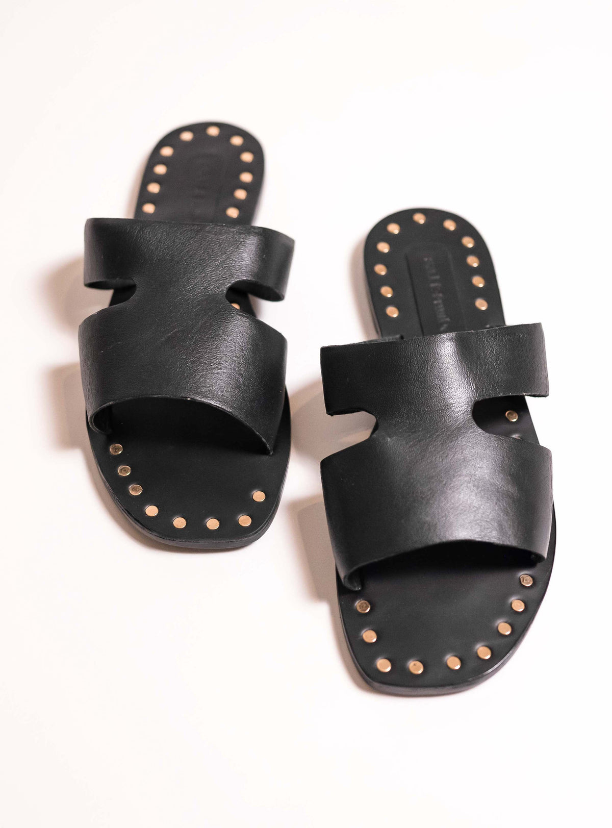 salt + umber - Lala - Black -