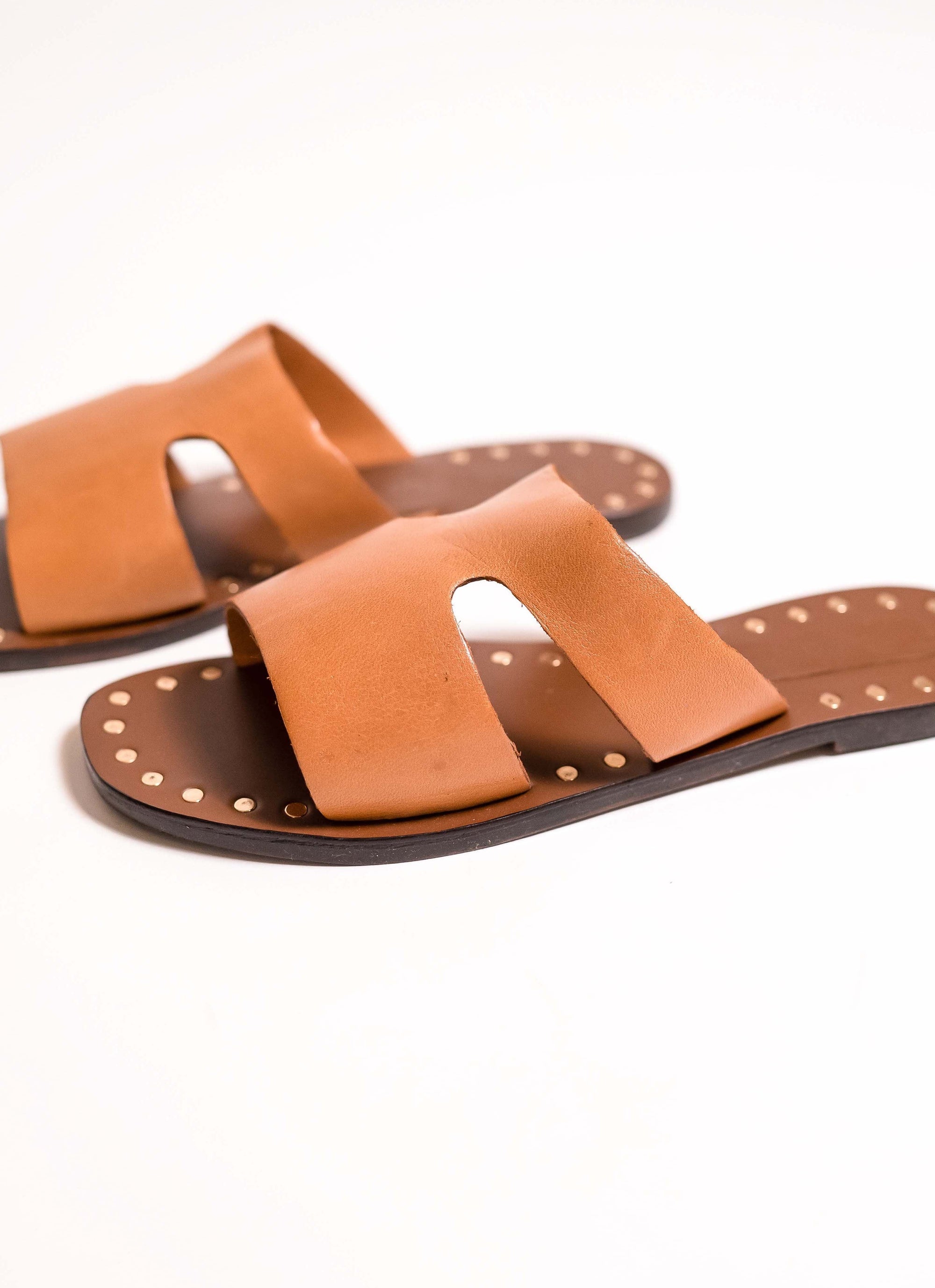 salt + umber - Lala - Brown -